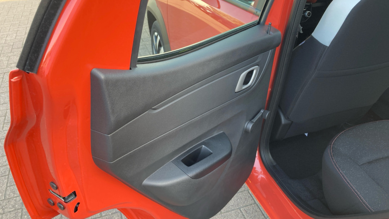 Dacia Spring 27kWh Expression 65 48kW 5dr Auto Electric Hatchback